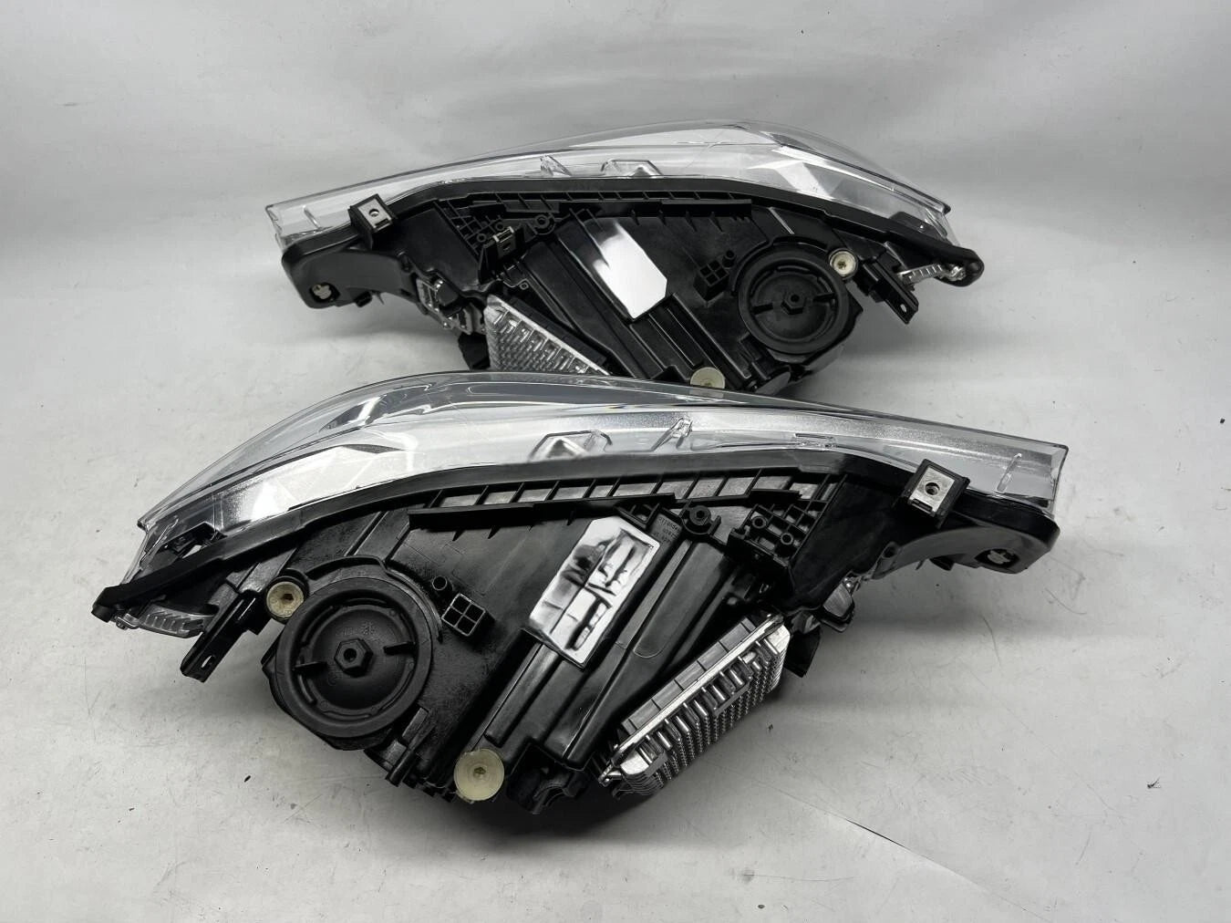 BMW 3 Series F30 LCI 2015–2018 Reconditioned LED Headlight (RHD / LHD Compatible)